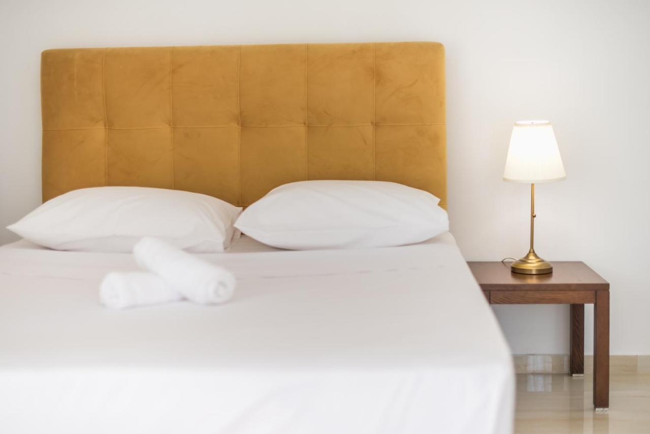 Athens Del Sol Suite Ngoại thất bức ảnh