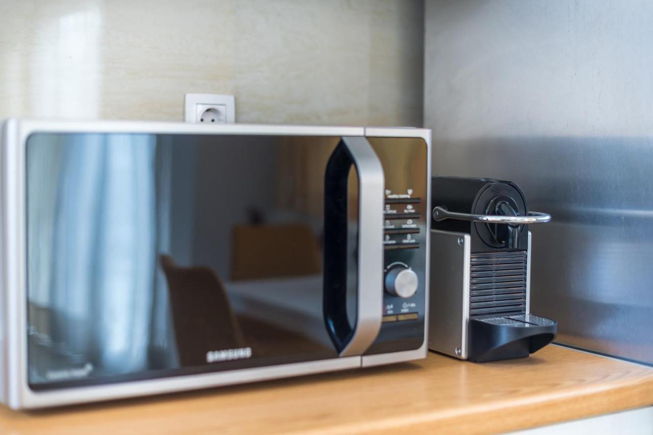 Athens Del Sol Suite Ngoại thất bức ảnh